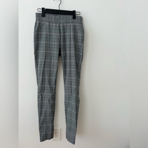 Vera Wang Plaid work slacks - Picture 2 of 3